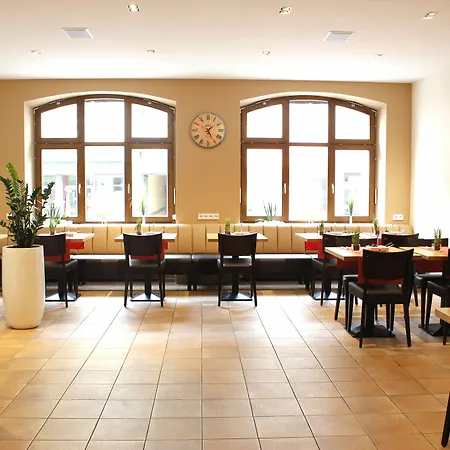 City Hotel Würzburg Hotel 2*
